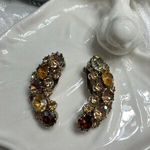 KARU ARKE INC TOPAZ/AMBER COLORED RHINESTONE EARRINGS